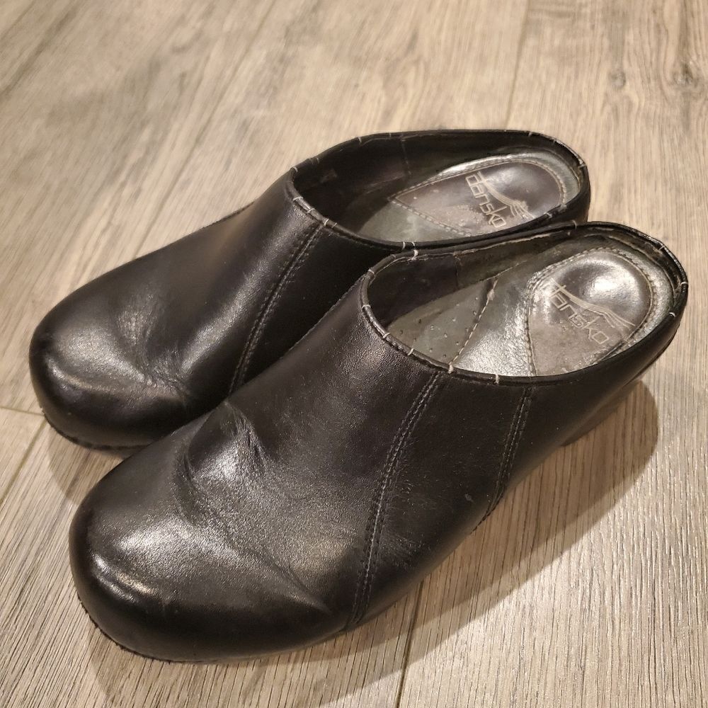 Dansko Womens Black Mules 